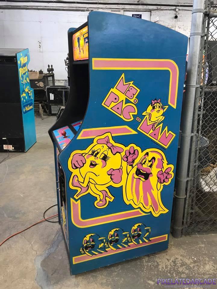 Ms. Pac-Man Photo: Ms. Pac-Man arcade cabinet - right side