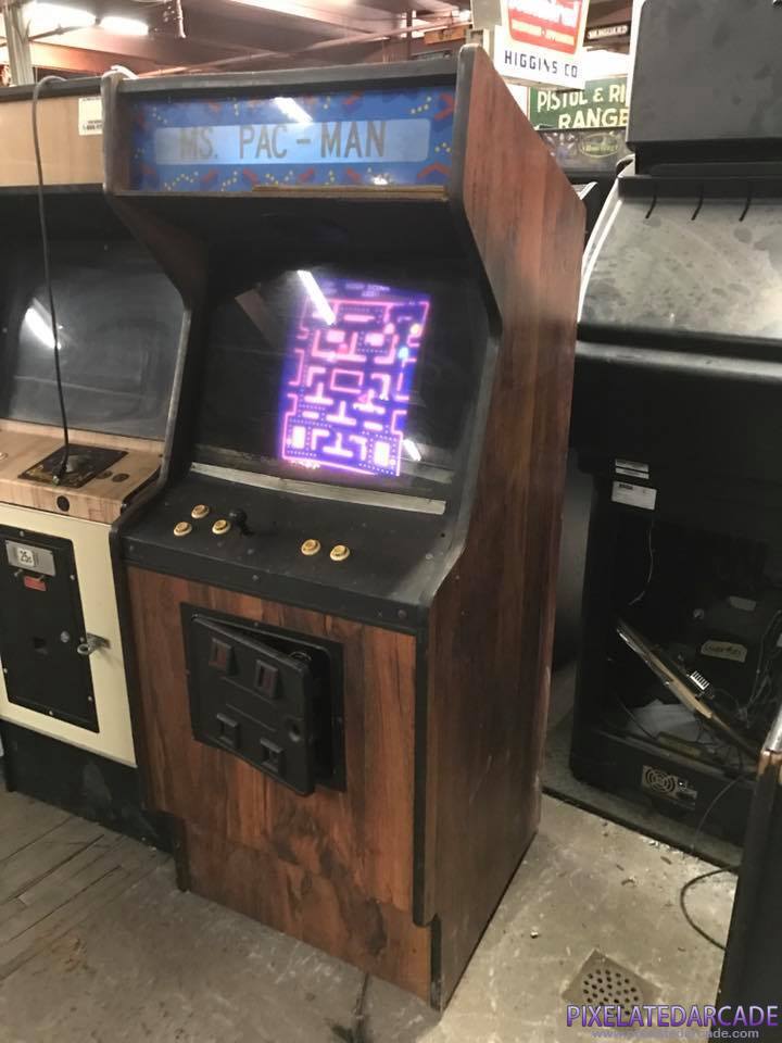 Ms. Pac-Man Photo: Ms. Pac-Man arcade cabinet