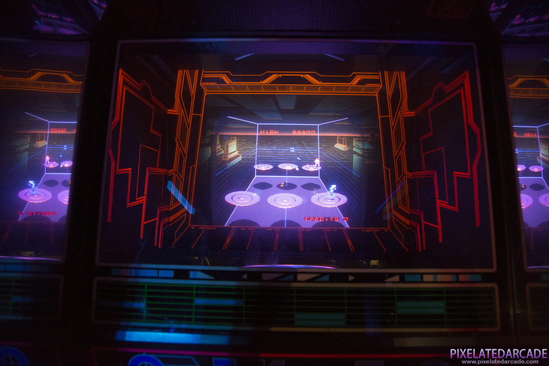 Discs of TRON Photo: Discs of TRON environmental arcade cabinet - Monitor