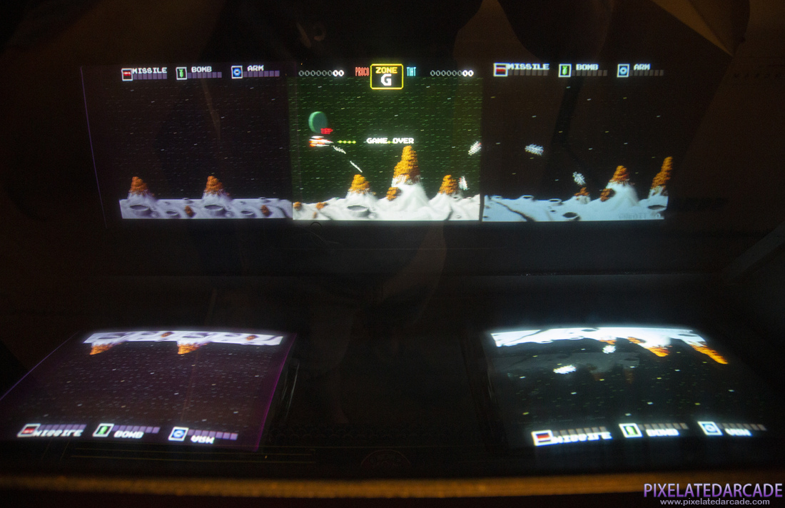 Darius Photo: Darius arcade cabinet - Monitors with reflection in two-way mirror