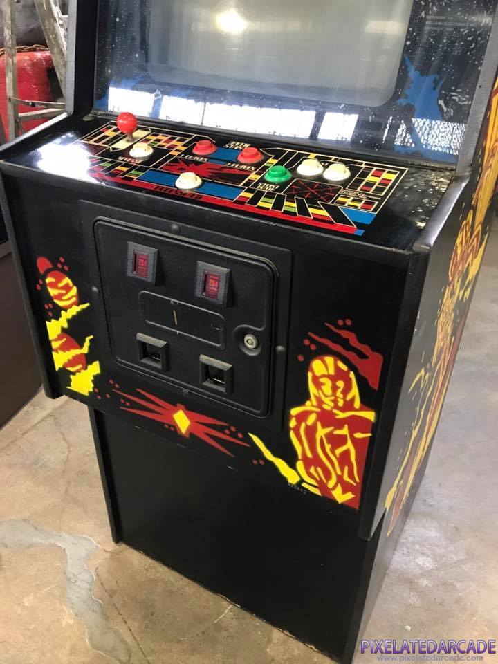Defender Photo: Defender arcade cabinet - controls and coin box