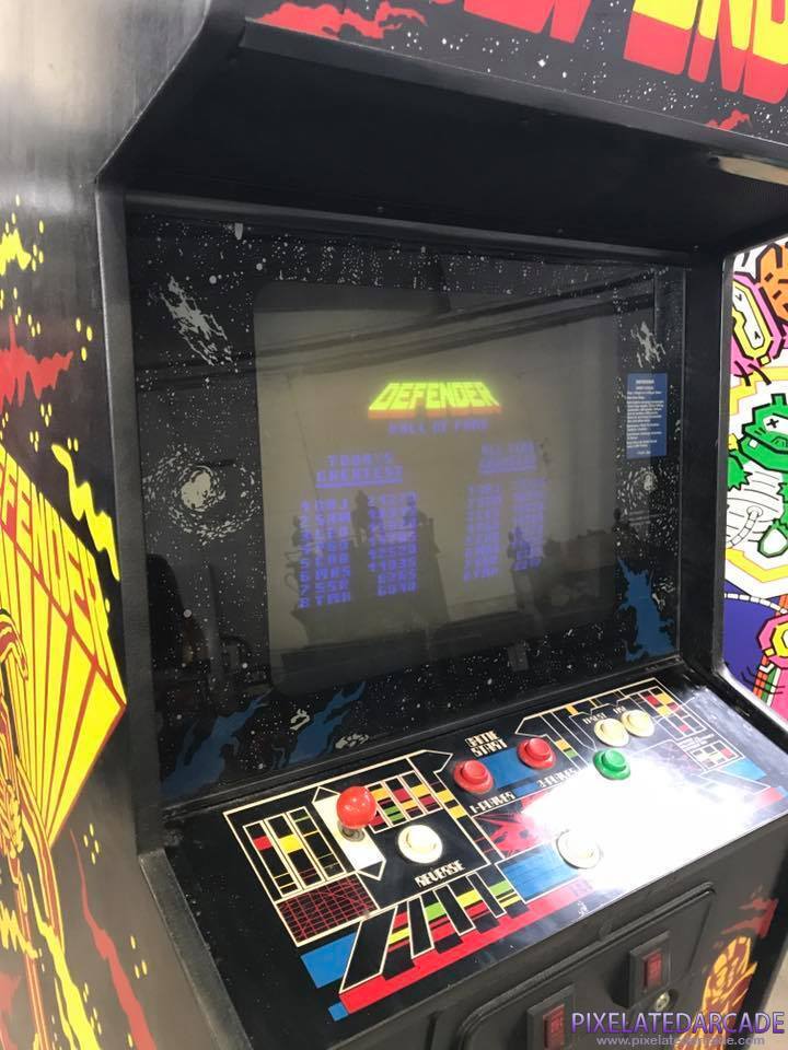 Defender Photo: Defender arcade cabinet - controls and monitor