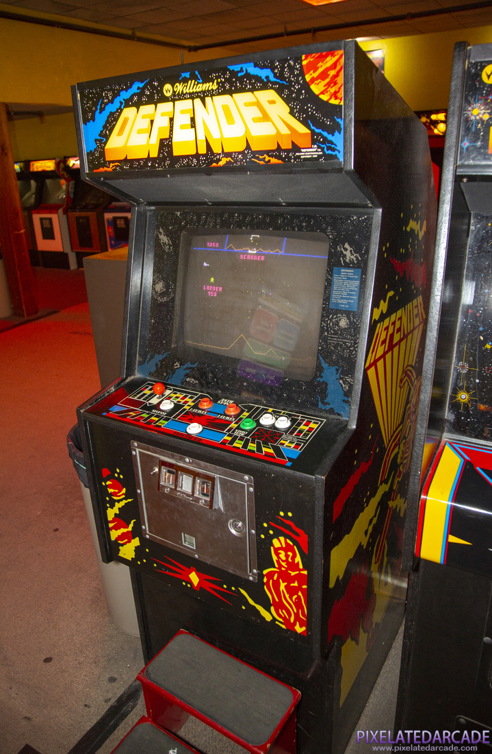 Defender Photo: Defender arcade cabinet
