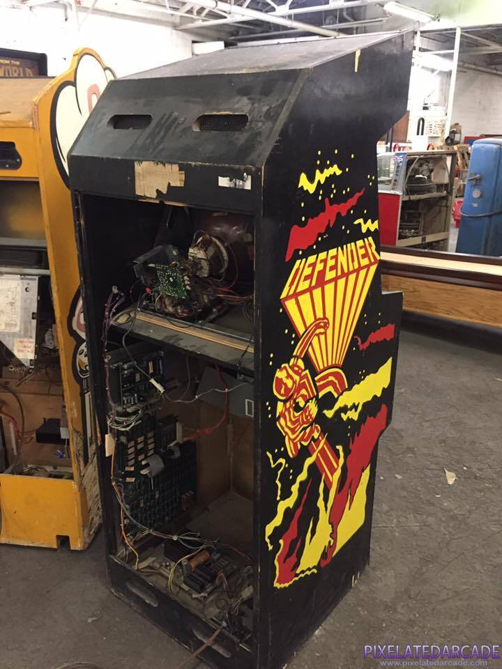 Defender Photo: Defender arcade cabinet - back