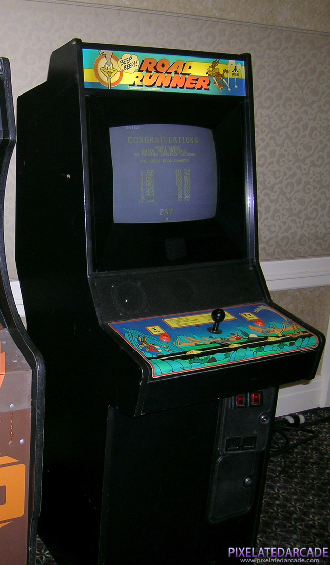 Road Runner Photo: Road Runner arcade cabinet