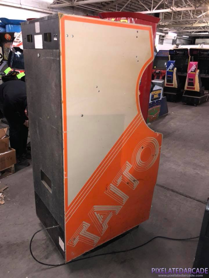 Crazy Climber Photo: Crazy Climber arcade cabinet - Left side