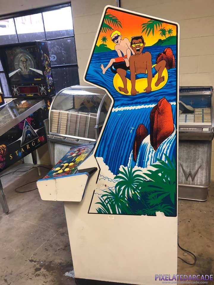 Toobin' Photo: Toobin' arcade cabinet - Side