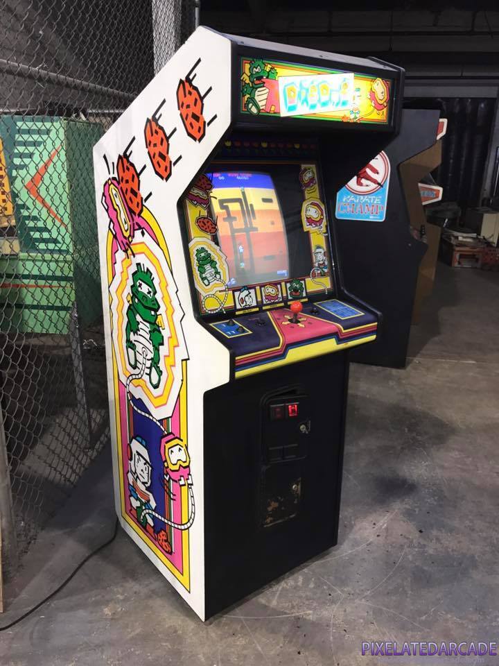 Dig Dug Photo: Dig Dug arcade cabinet