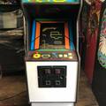 Looping arcade cabinet