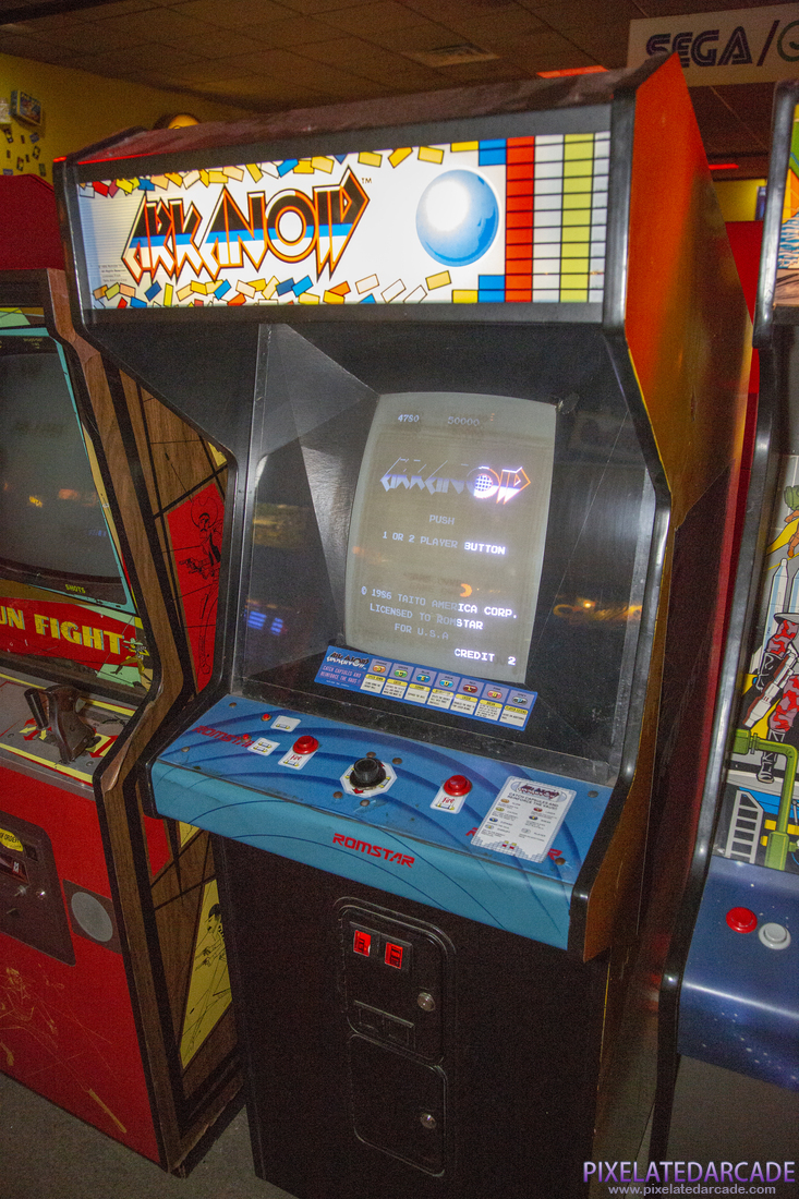 Arkanoid Photo: Arkanoid in Atari cabinet