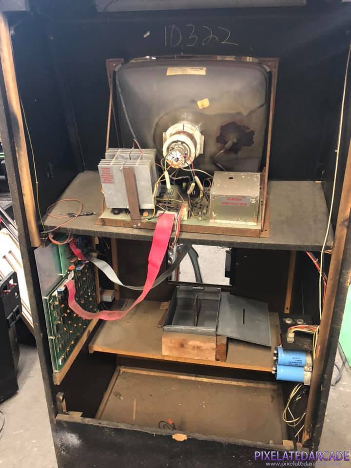 Space Wars Photo: Space Wars arcade cabinet - Inside