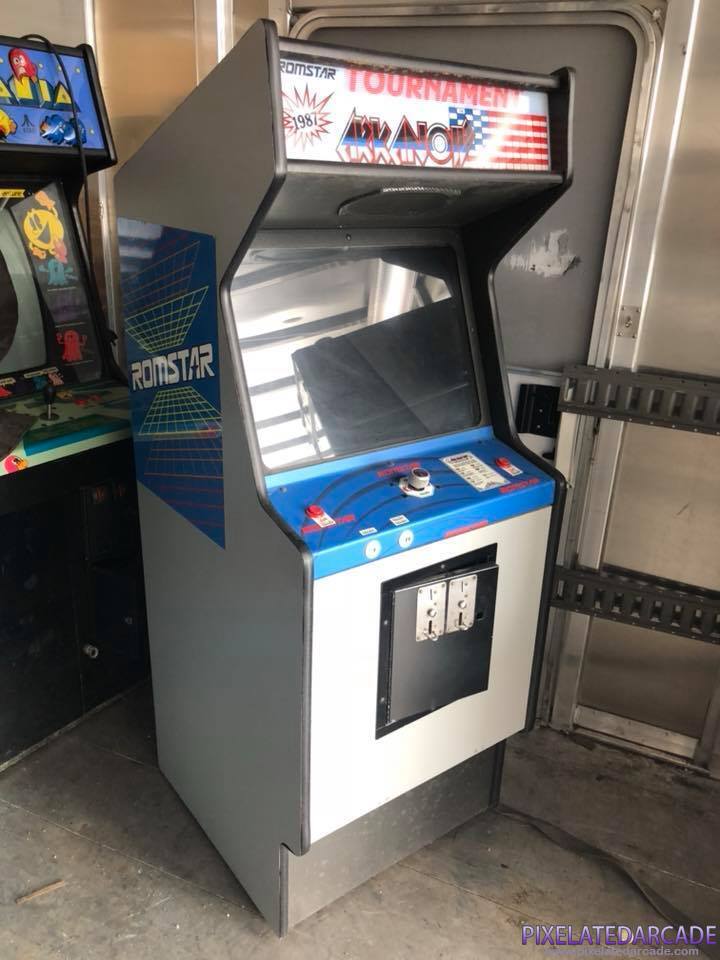 Tournament Arkanoid Photo: Tournament Arkanoid arcade cabinet