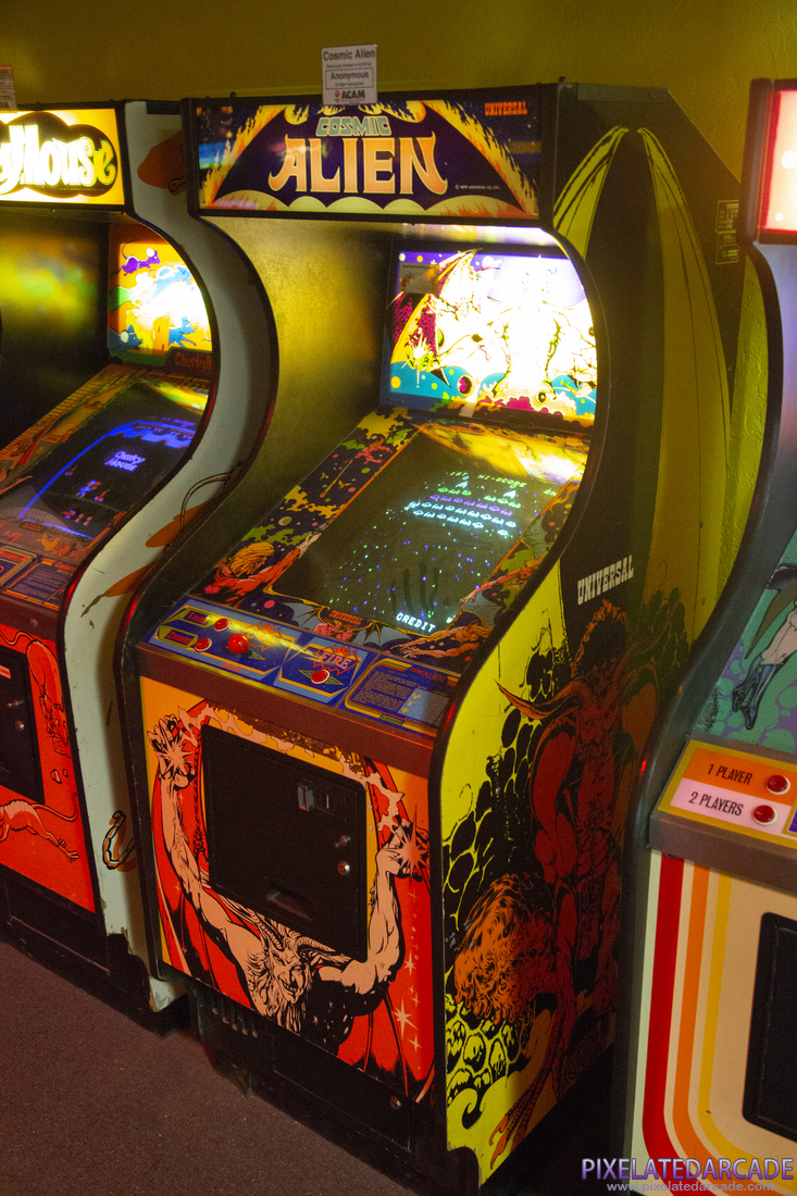 Cosmic Alien Photo: Cosmic Alien arcade cabinet