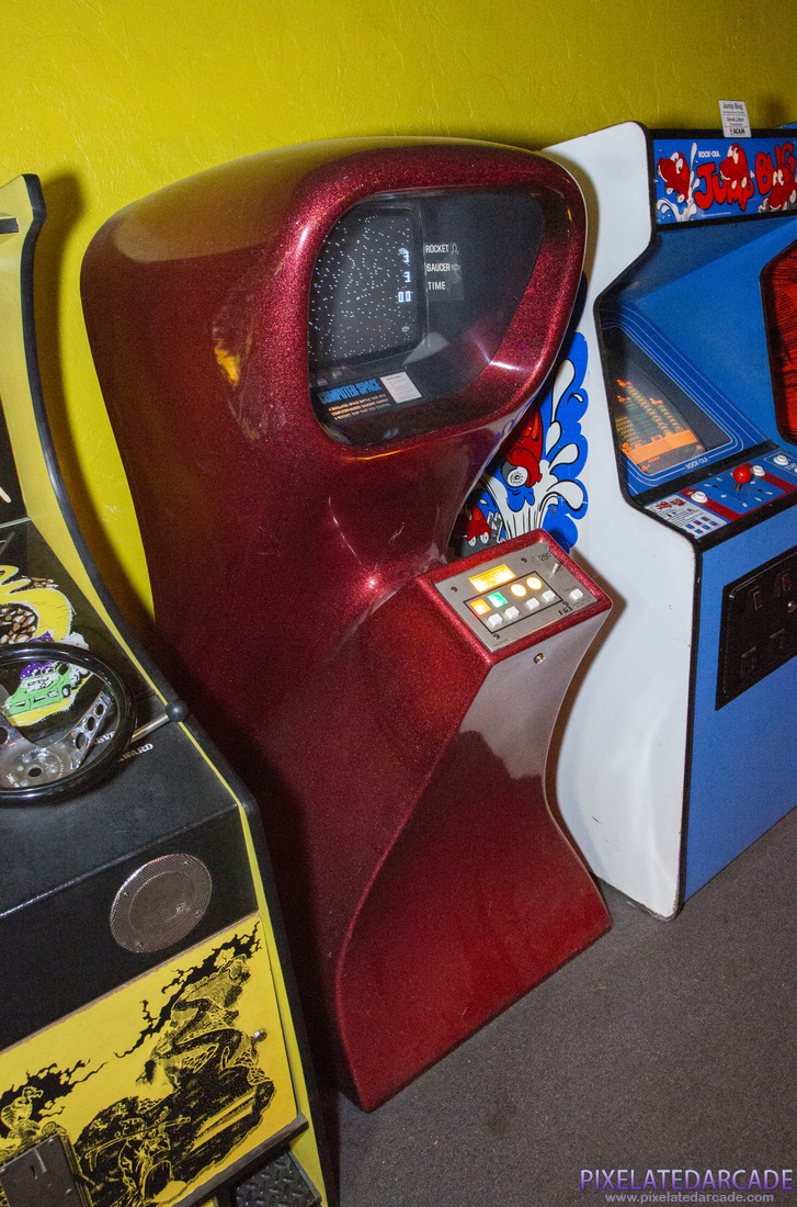Computer Space Photo: Computer Space arcade cabinet (1 player, red version)