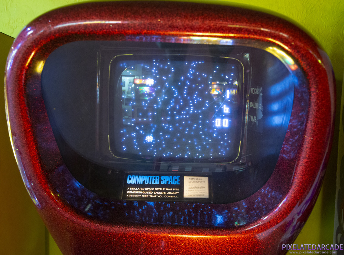 Computer Space Photo: Computer Space arcade cabinet (1 player, red version) - Monitor