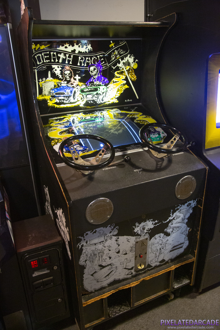 Death Race Photo: Death Race arcade cabinet (Black version)
