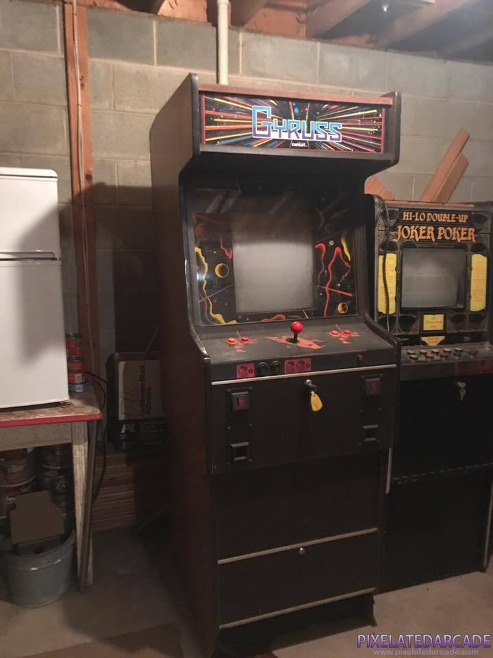 Gyruss Photo: Gyruss in SEGA cabinet