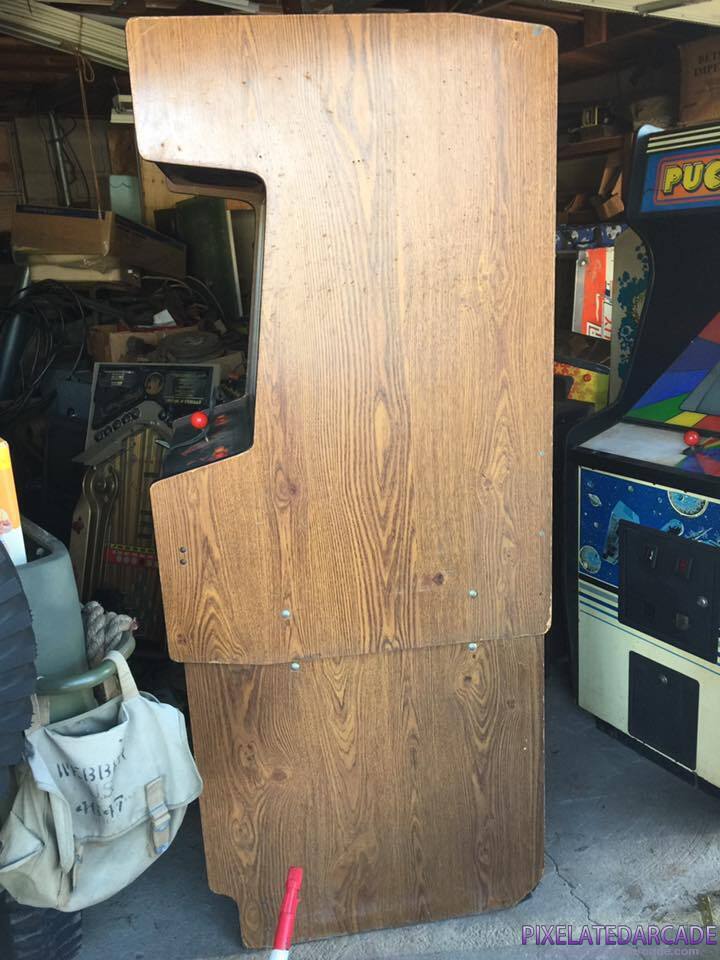 Gyruss Photo: Gyruss in SEGA cabinet - side view