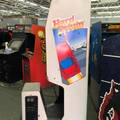 Hard Drivin' arcade cabinet - Upright version - Side
