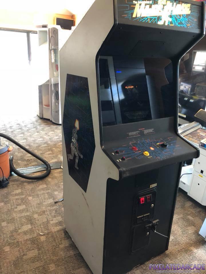 Adventures of Major Havoc, The Photo: Major Havoc arcade cabinet