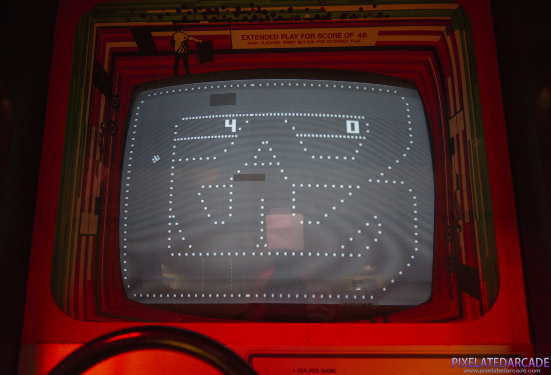 Le Mans Photo: Le Mans arcade cabinet - Monitor