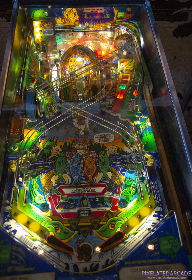 Fish Tales Photo: Fish Tales pinball cabinet - Playfield