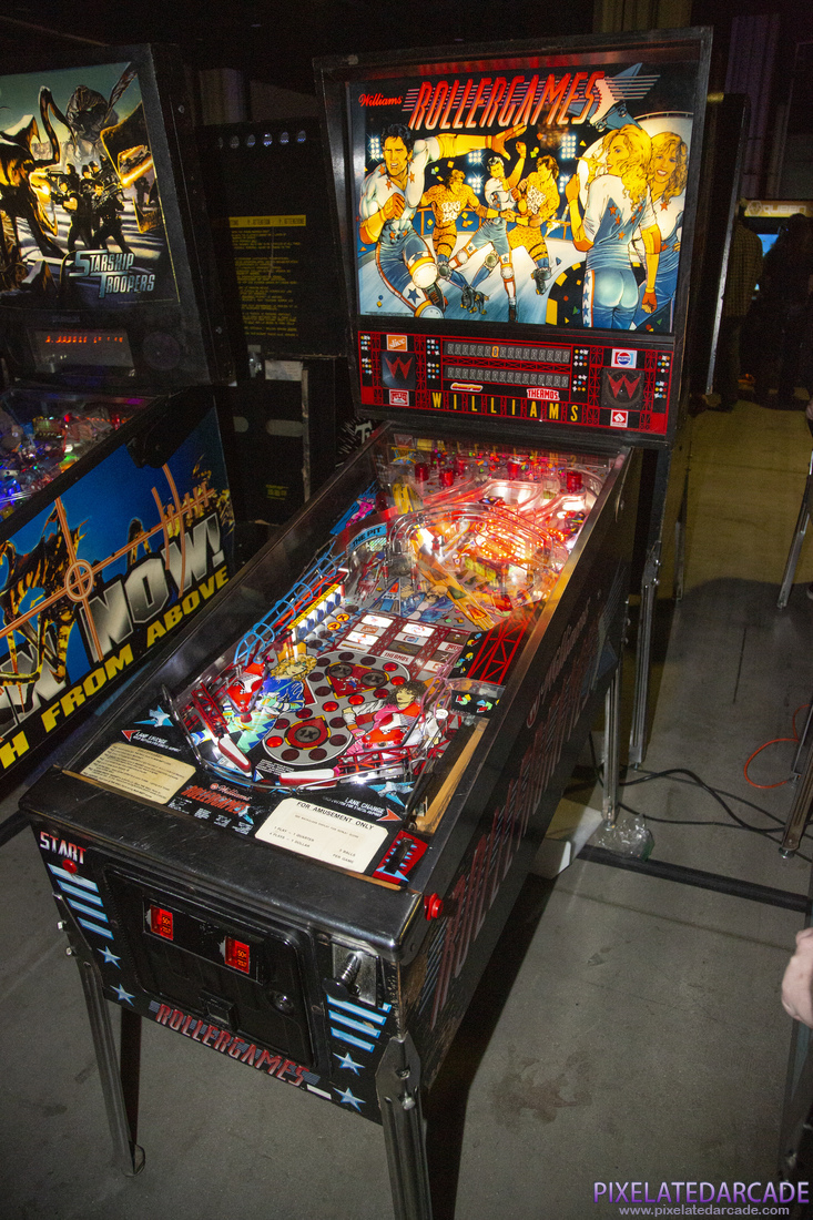 Rollergames Photo: Rollergames pinball cabinet