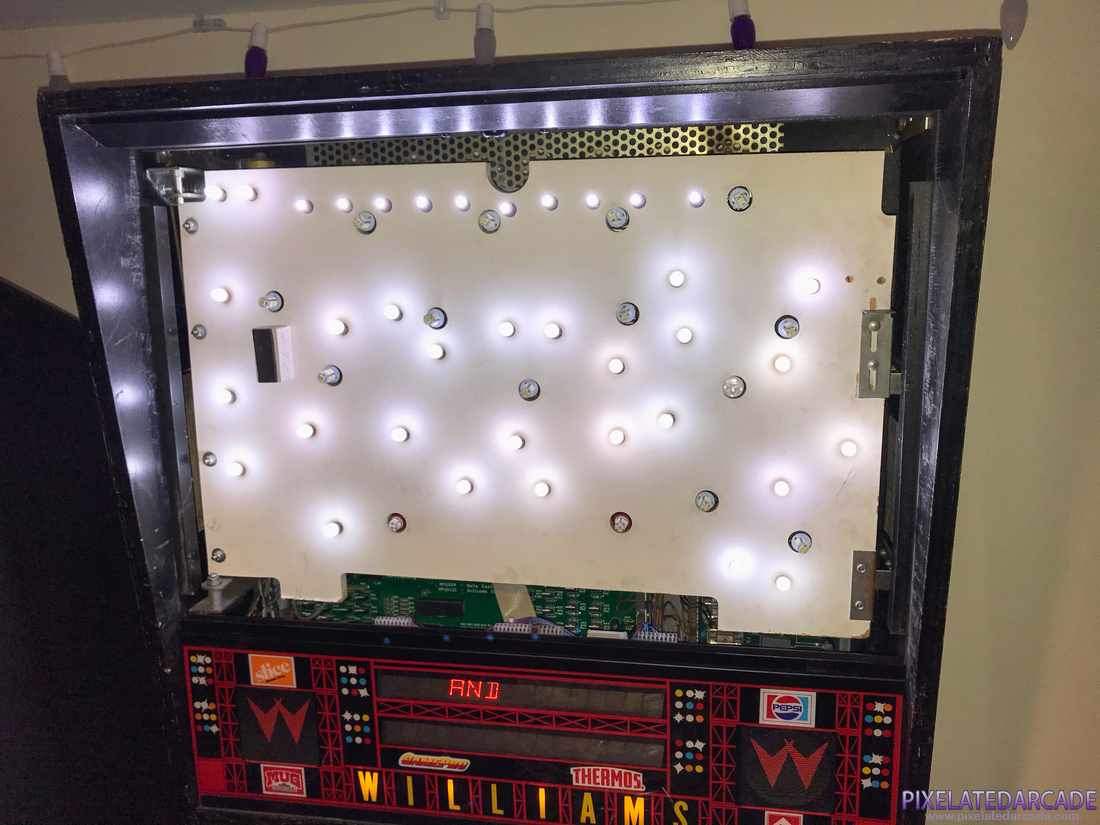 Rollergames Photo: Rollergames - Backbox lights (early version with 15 additional flash lamps)
