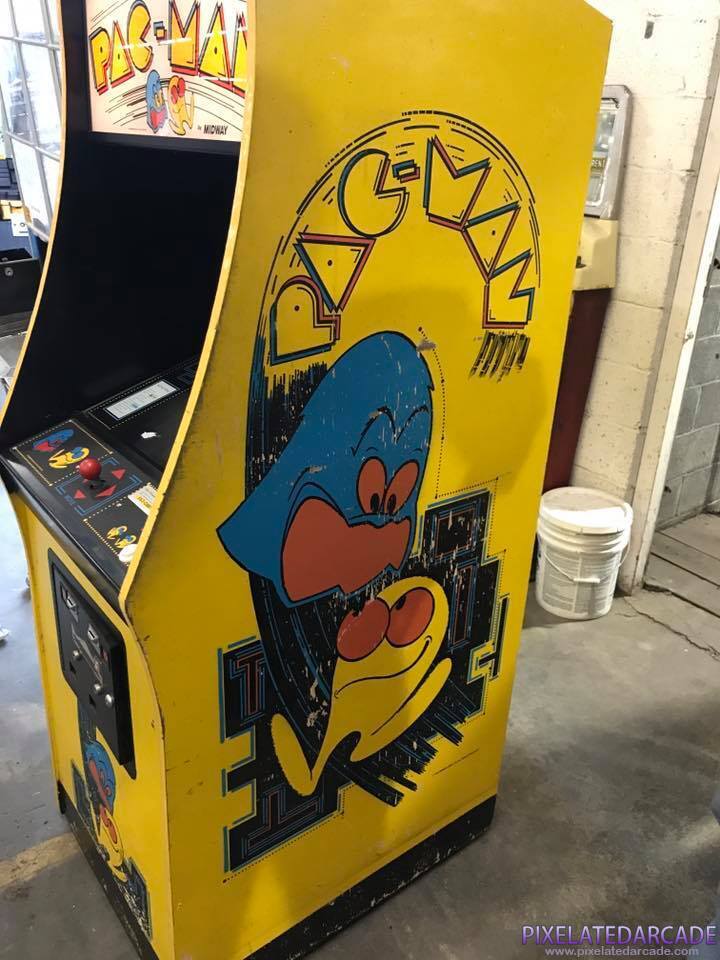 Pac-Man Photo: Pac-Man arcade cabinet