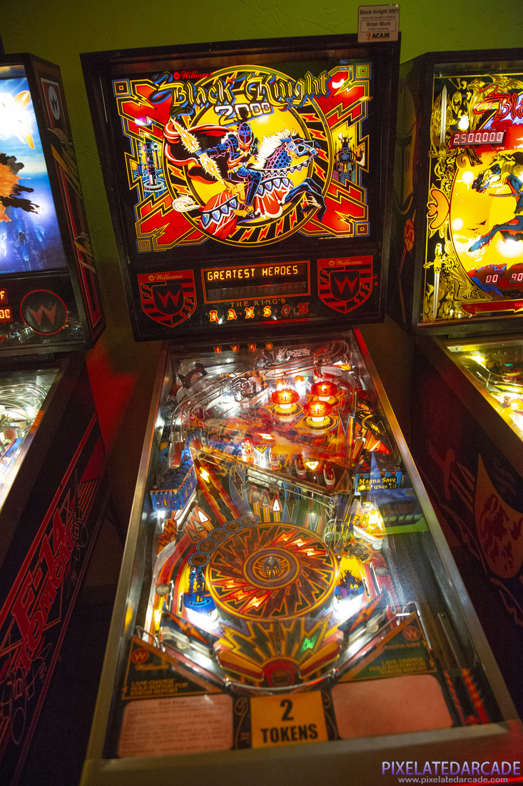 Black Knight 2000 Photo: Black Knight 2000 cabinet