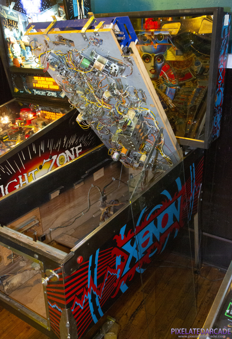 Xenon Photo: Xenon - inside cabinet