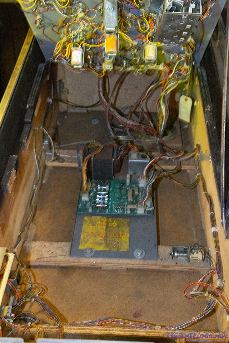 Xenon Photo: Xenon - inside cabinet