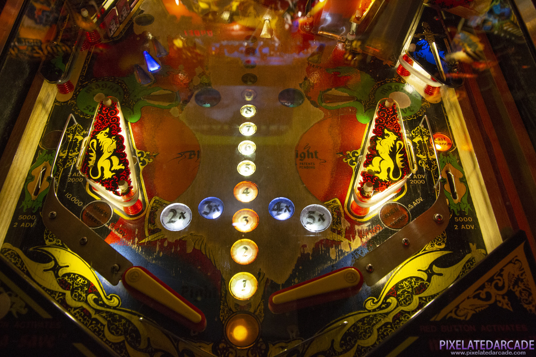 Black Knight Photo: Black Knight Limited Edition - Lower playfield