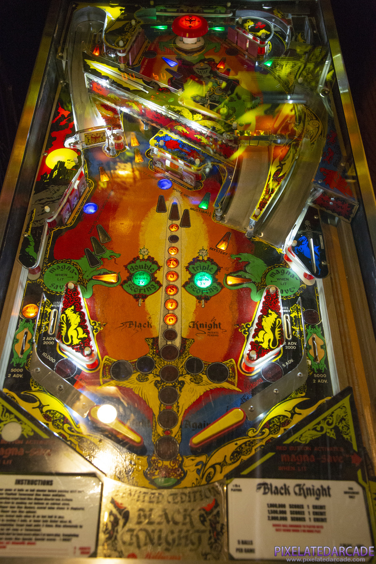 Black Knight Photo: Black Knight Limited Edition playfield