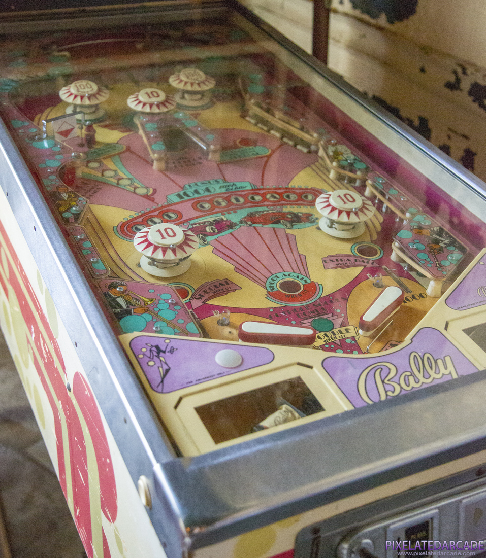 Old Chicago Photo: Playfield