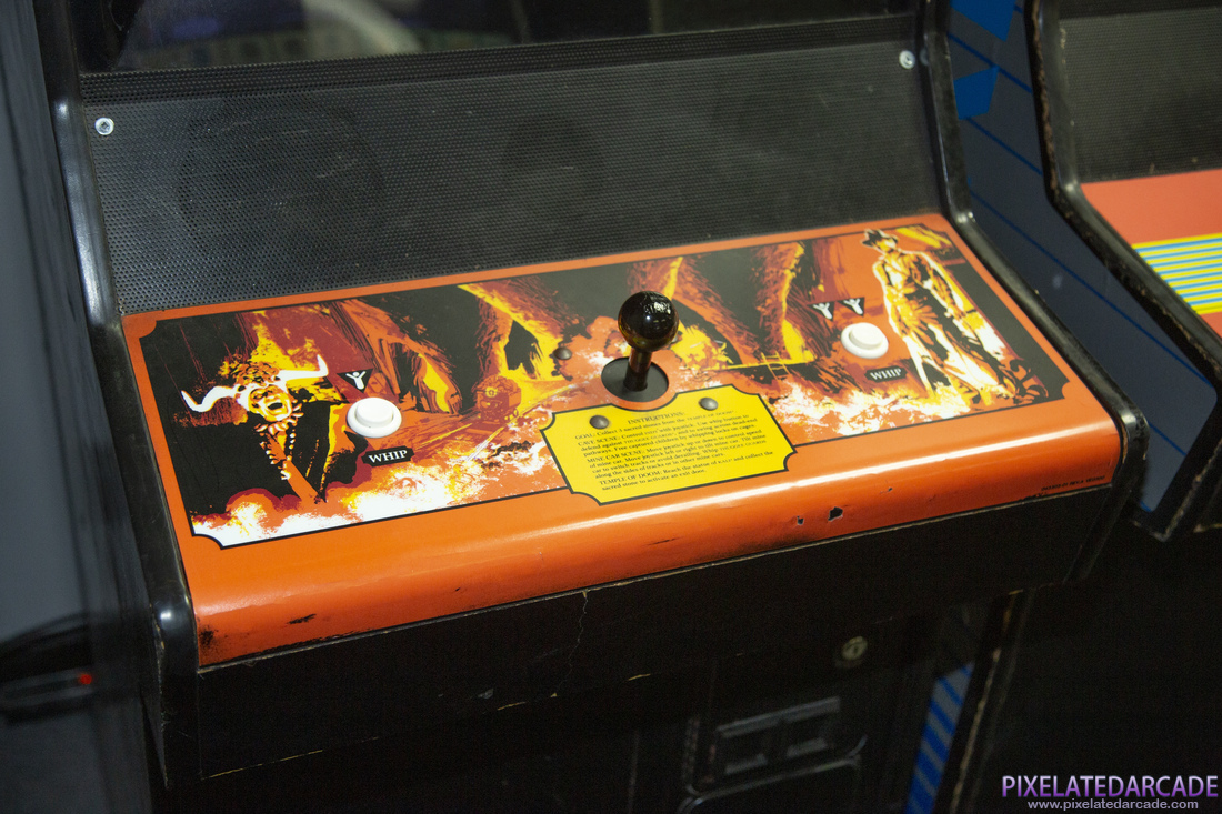 Indiana Jones and the Temple of Doom Photo: Indiana Jones and the Temple of Doom arcade cabinet - Controls