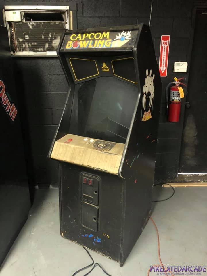 Capcom Bowling Photo: Capcom Bowling in Millipede cabinet
