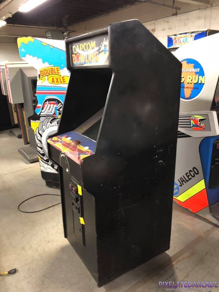 Capcom Bowling Photo: Capcom Bowling in Q*bert cabinet - Side