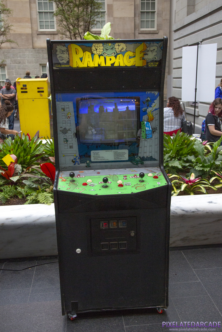 Rampage Photo: Rampage arcade cabinet