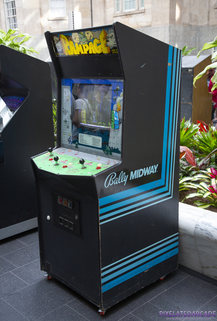 Rampage Photo: Rampage arcade cabinet