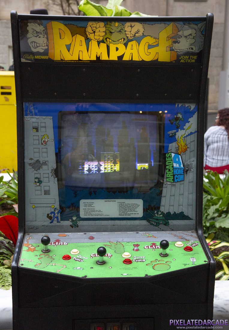 Rampage Photo: Rampage arcade cabinet