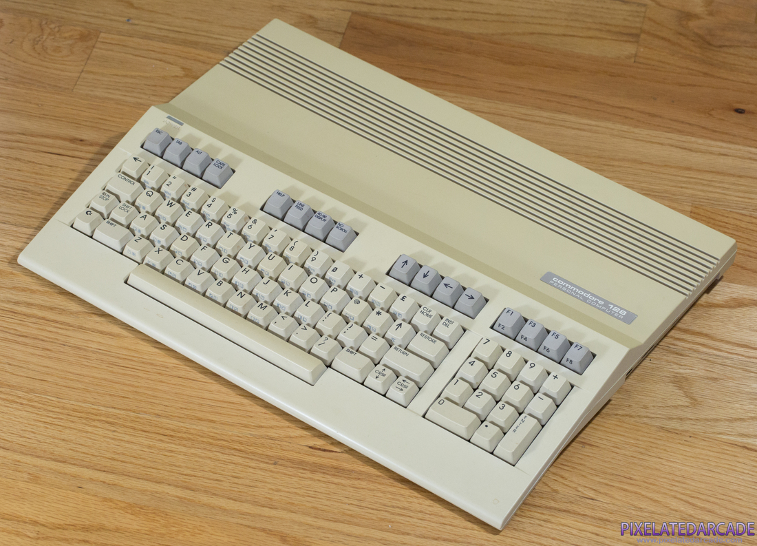 Commodore 128 Photo: Commodore 128 computer