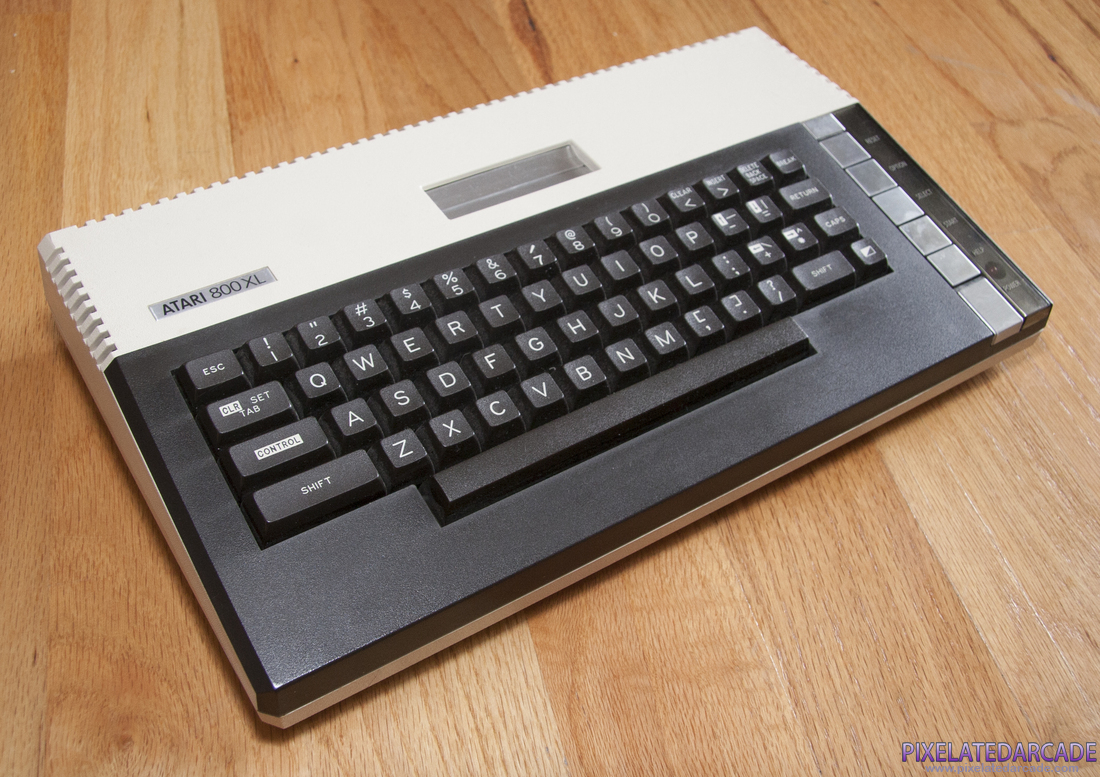 Atari 8-bit Photo: Atari 800 XL computer