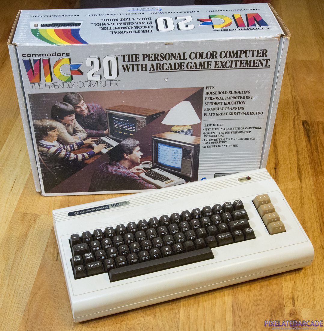 Commodore VIC-20 Photo: Commodore VIC-20 computer with box