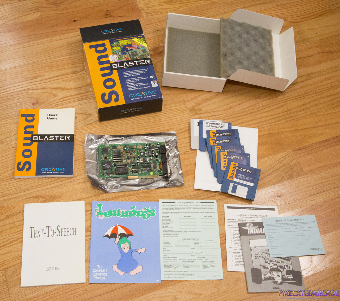 Sound Blaster Photo: Sound Blaster v2.0 Deluxe Edition - Packaging and contents