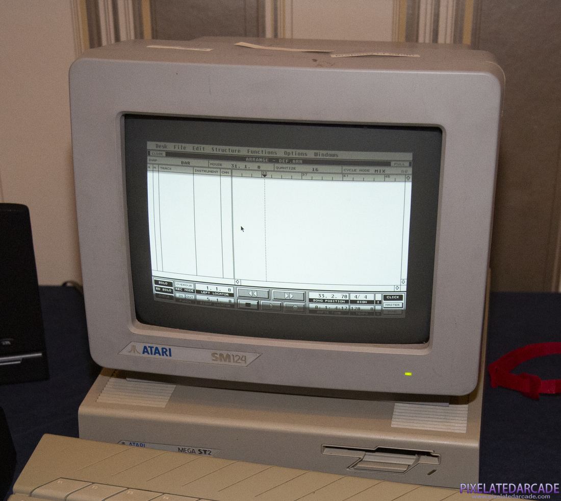 Monochrome Display Photo: Atari SM124 Black & White monitor
