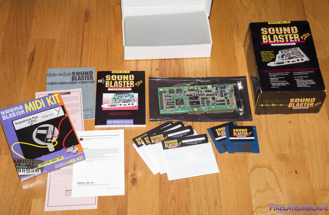 Sound Blaster Pro Photo: Sound Blaster Pro 1 - Package contents