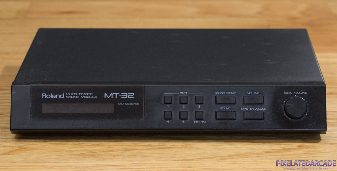 Roland MT-32/LAPC-I Photo: Roland MT-32 sound module - Front