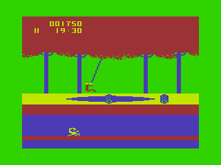 Dragon 32 version of Cuthbert in the Jungle