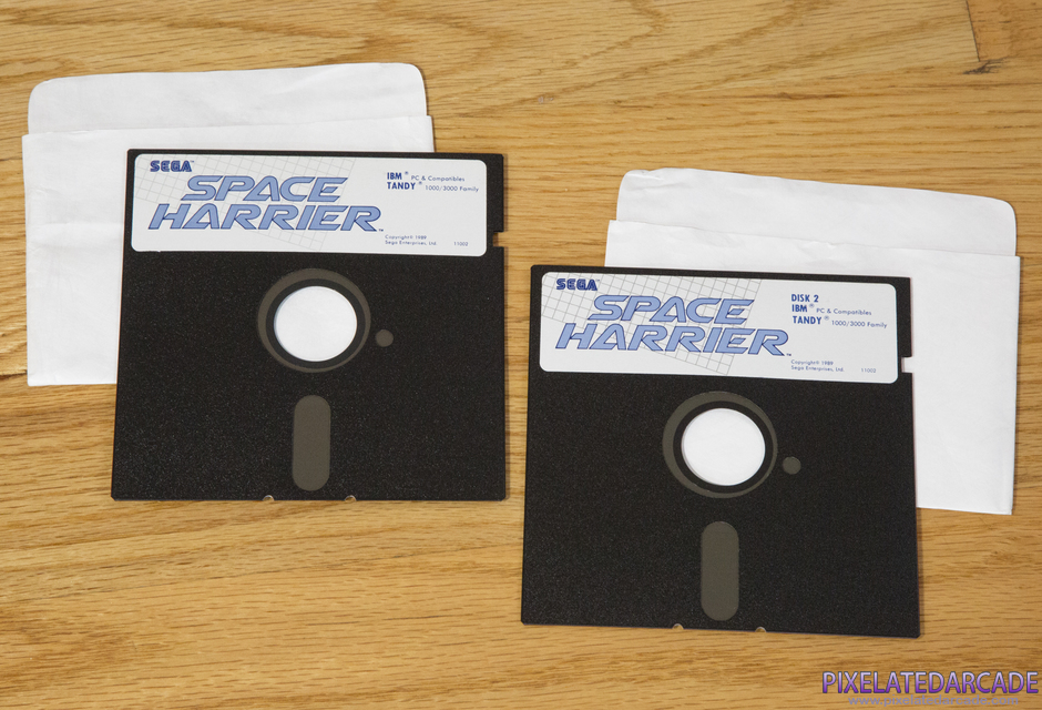 Space Harrier Package Contents: 5.25" disk - Photo Space Harrier Package Contents: 5.25" disk - Photo